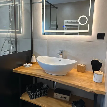 La Reine Pour Deux Personnes Avec Magnifique Vue Et Jacuzzi Appartement Gérardmer