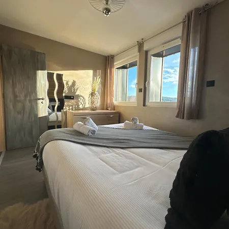 La Reine Pour Deux Personnes Avec Magnifique Vue Et Jacuzzi Gérardmer