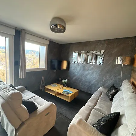 Apartment La Reine Pour Deux Personnes Avec Magnifique Vue Et Jacuzzi *
