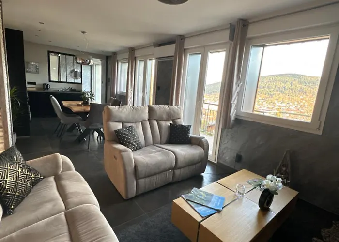 La Reine Pour Deux Personnes Avec Magnifique Vue Et Jacuzzi Appartement