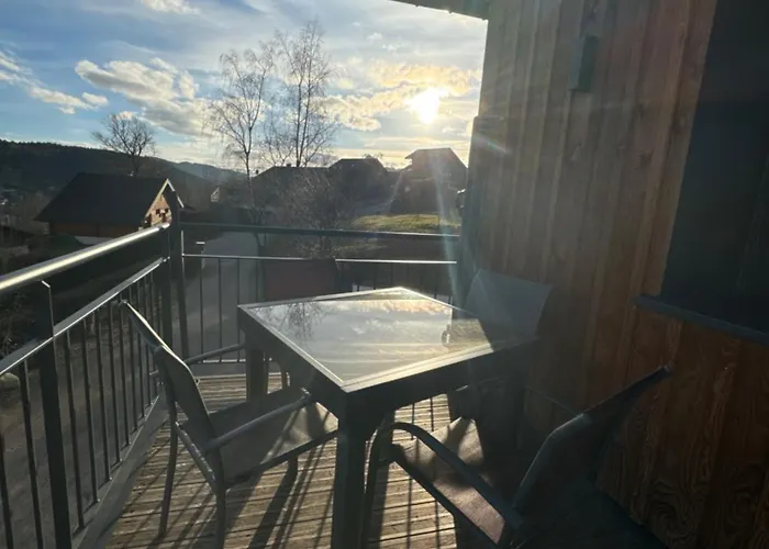 Appartement La Reine Pour Deux Personnes Avec Magnifique Vue Et Jacuzzi *
